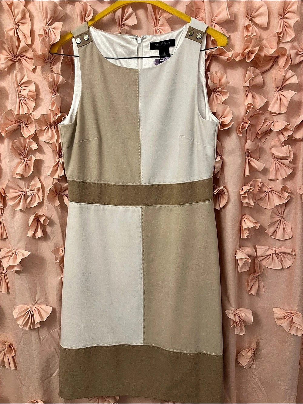 White House Black Market Colorblock Shift Dress White & Beige Size 2 Like New